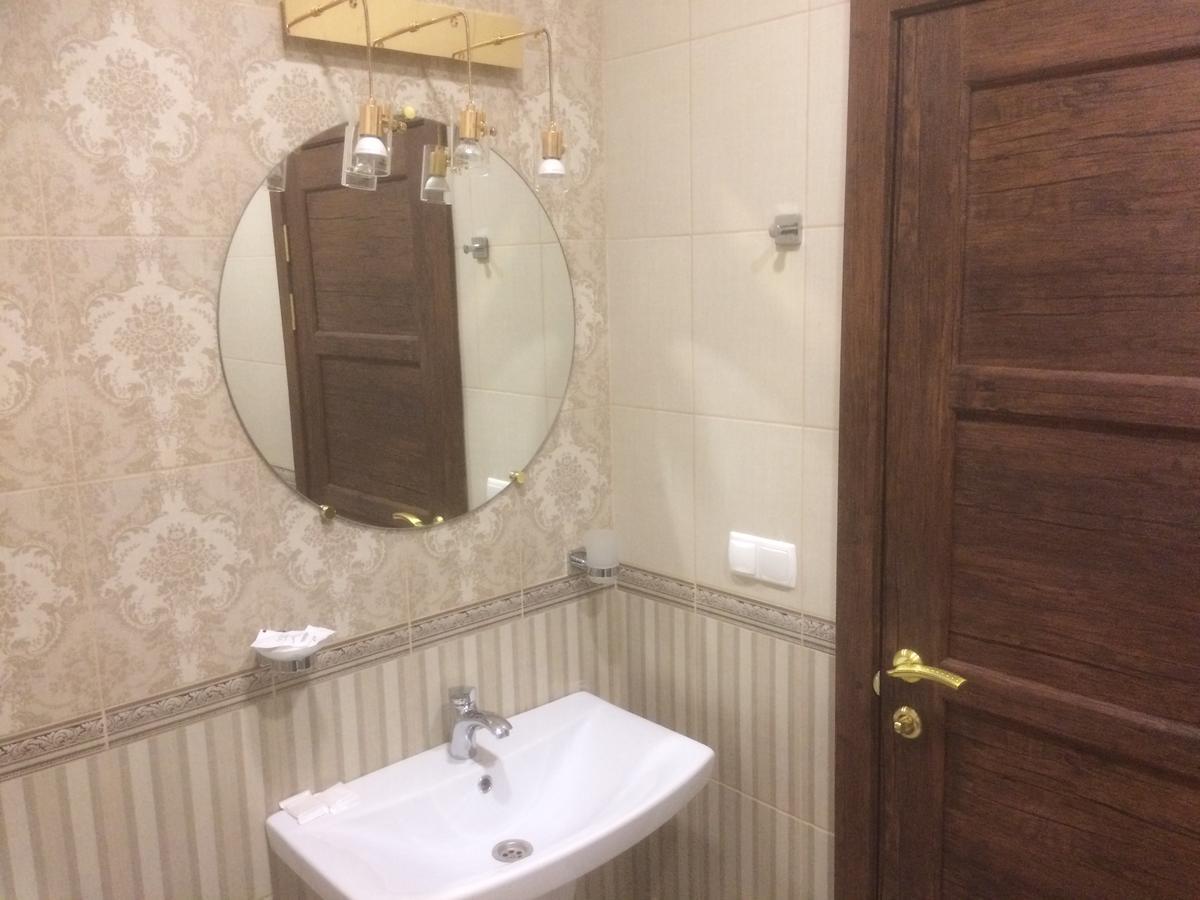 Hotel Grant Pesochin Eksteriør billede