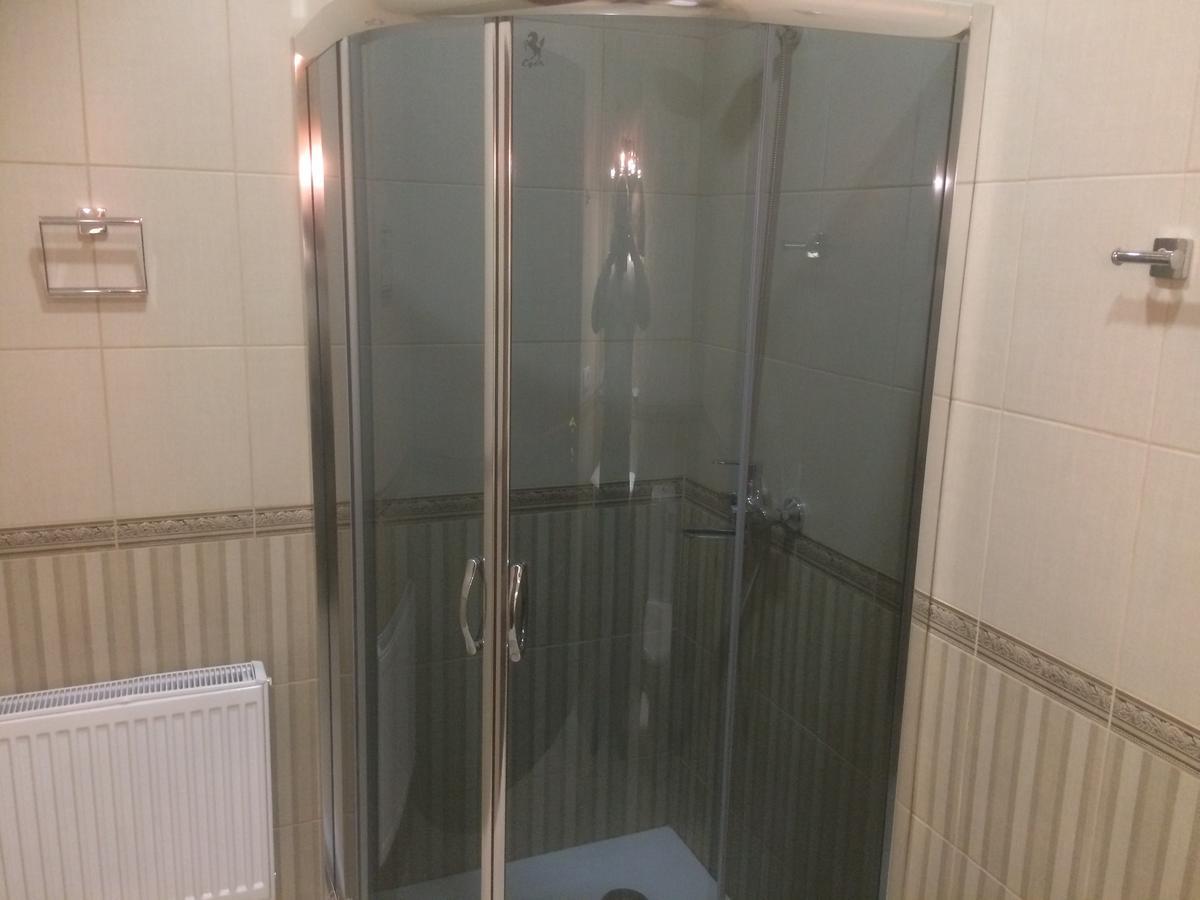 Hotel Grant Pesochin Eksteriør billede